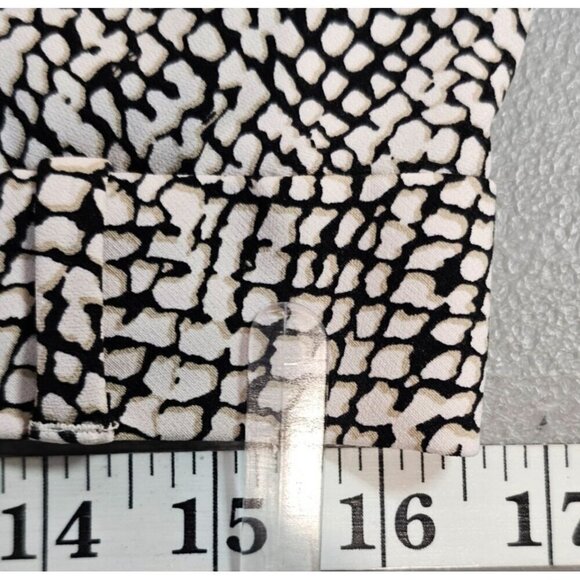 Banana Republic Womens 4 Ryan Pants in Cool Neutral Boa Print - Picture 6 of 12